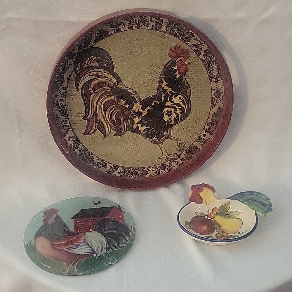 Rooster Tray, Dip Dish & Round Cutting Board (New)